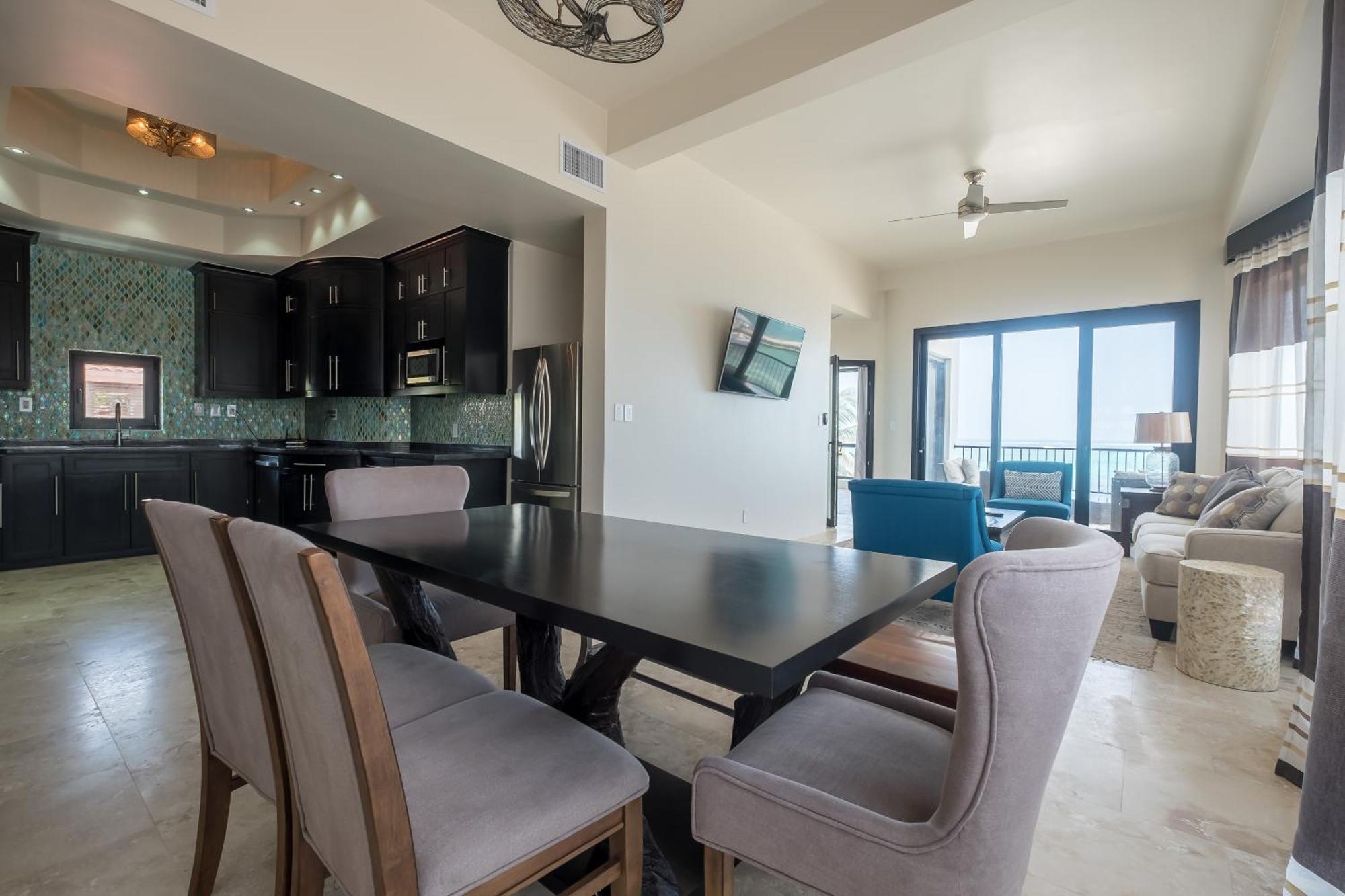 Diamante Beachfront Suites San Pedro  Luaran gambar