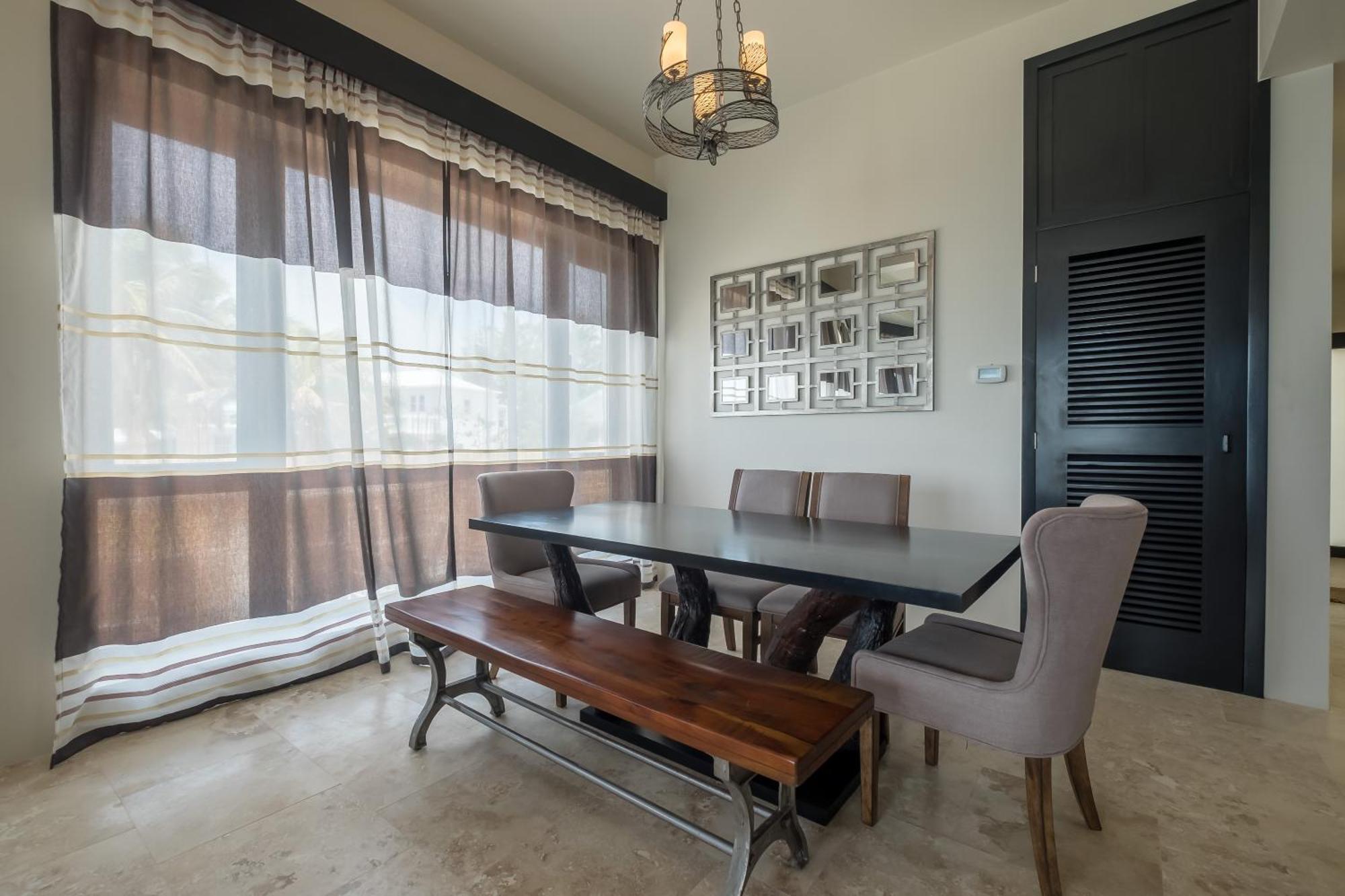 Diamante Beachfront Suites San Pedro  Luaran gambar
