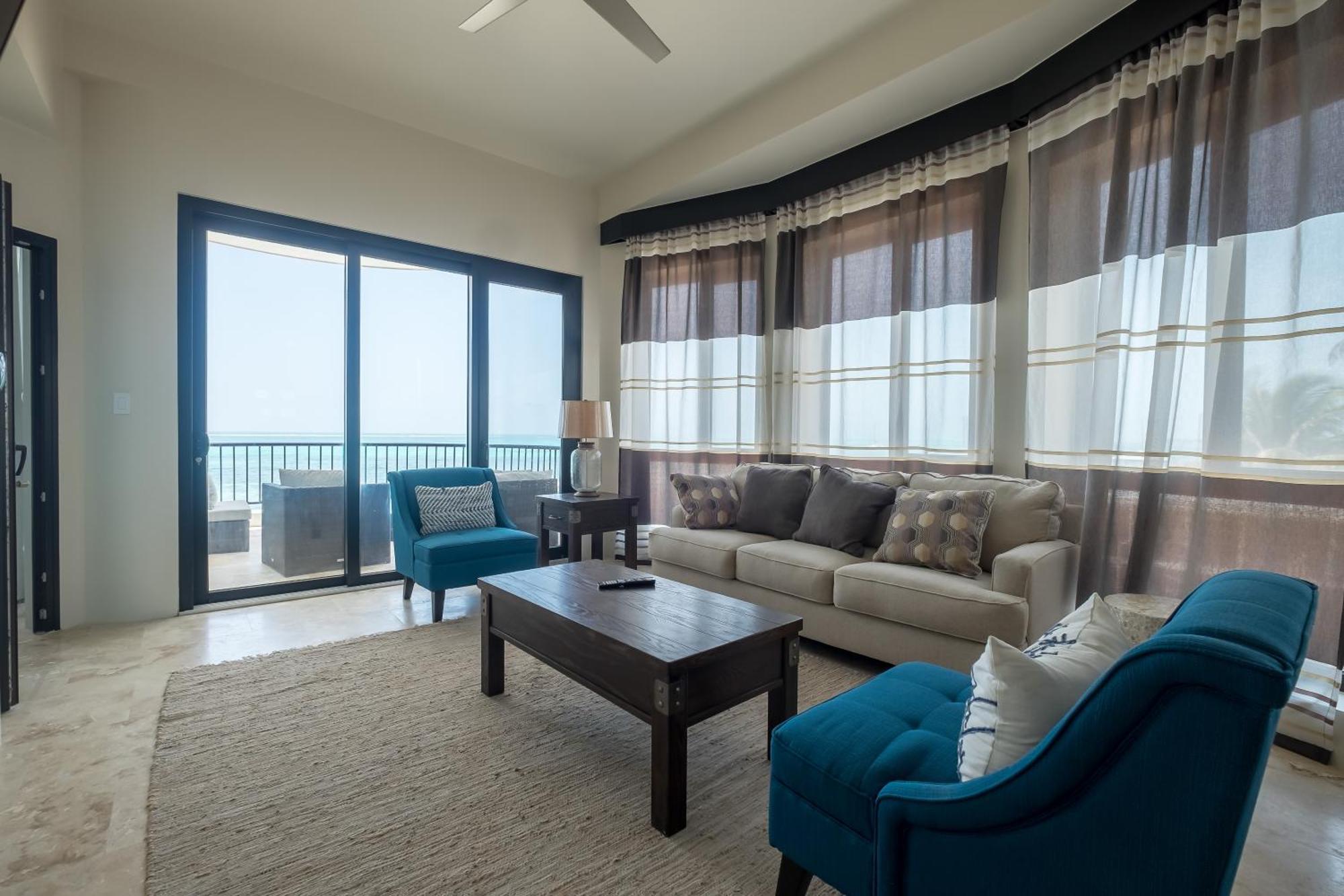 Diamante Beachfront Suites San Pedro  Luaran gambar