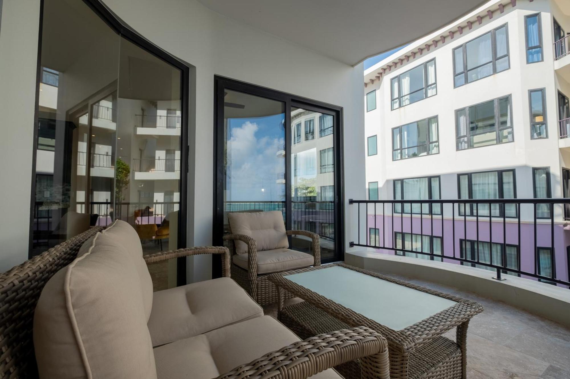 Diamante Beachfront Suites San Pedro  Luaran gambar